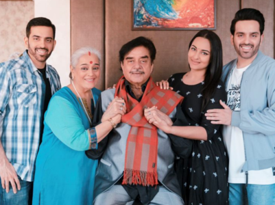 Shatrughan Sinha and wife Poonam got THIS anniversary gift from Sonakshi, Luv and Kussh