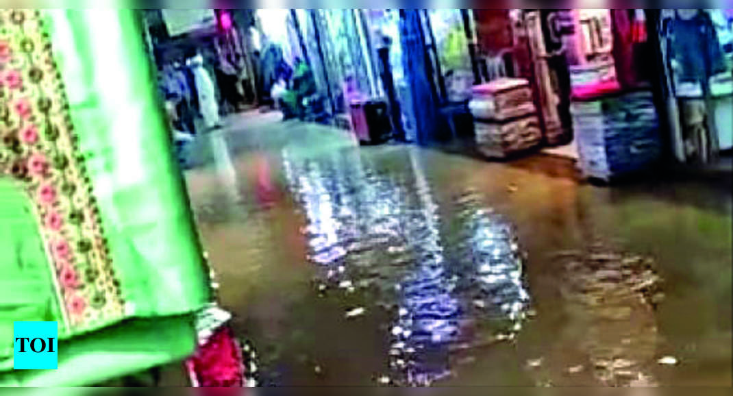 Water pouring through leaky New Market roof