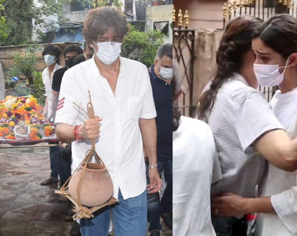 
Chunky Panday's mother passes away, Ananya Panday breaks down as she bids final goodbye to her grandmother

