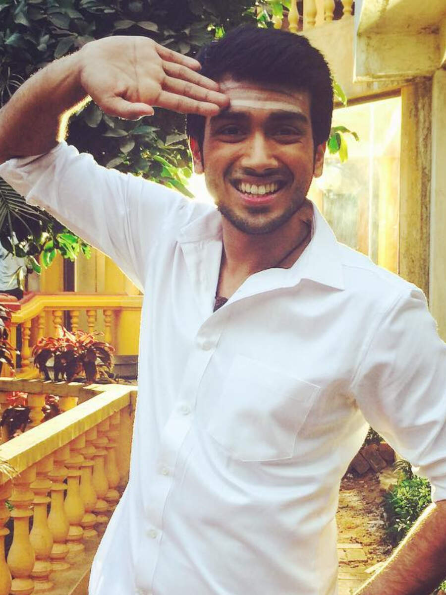 Stylish looks of Kalidas in shirt and veshti Times of India