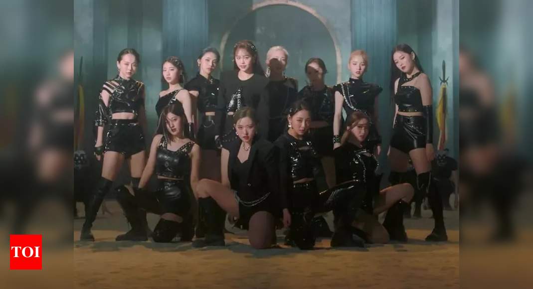 LOONA tests negative after staff member contracts COVID-19, goes into