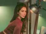 Kim Sharma ups the glam quotient with her ravishing pictures
