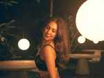 Kim Sharma ups the glam quotient with her ravishing pictures