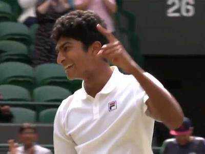 Indian Origin Samir Banerjee Lifts Wimbledon Boys Singles Title Tennis News Times Of India