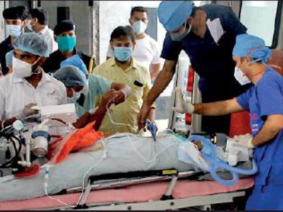 Lucknow doctor airlifted to Hyderabad for lung transplant | Lucknow ...