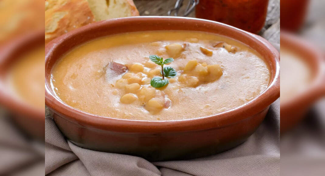 Greek Bean Soup Recipe: How To Make Greek Bean Soup At Home | Homemade Greek Bean Soup Recipe