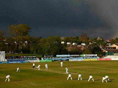 Covid positive case forces abandonment of Derbyshire-Essex County game