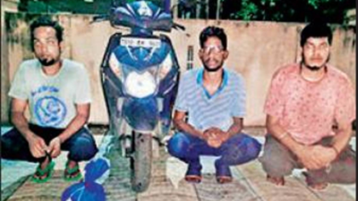 Three peddlers held in Secunderabad; Rs 2 lakh worth narco items seized from them