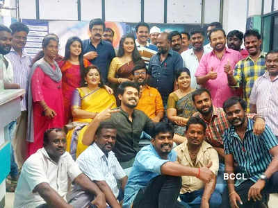 Thirumagal crosses 200 episodes; Surendar Shanmugam, Jiva Ravi and others thank fans
