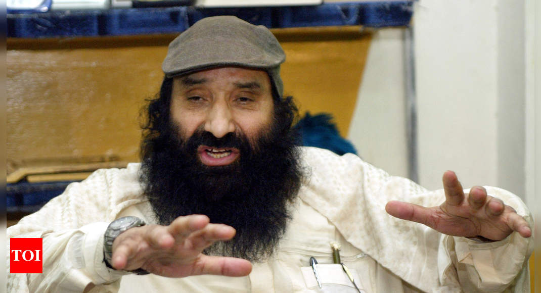 'Hizb chief Salahuddin’s sons facilitated terror funding many times while in govt service'