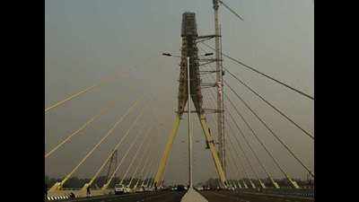 Delhi tourism dept seeks approval to operate inclined lifts in Signature Bridge