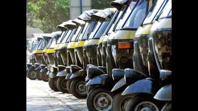 Two lakh autos on roads, but income still below 40% in Mumbai: Unions