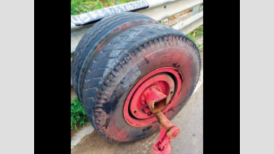 Tyre detaches from truck, hits & kills man in Chennai