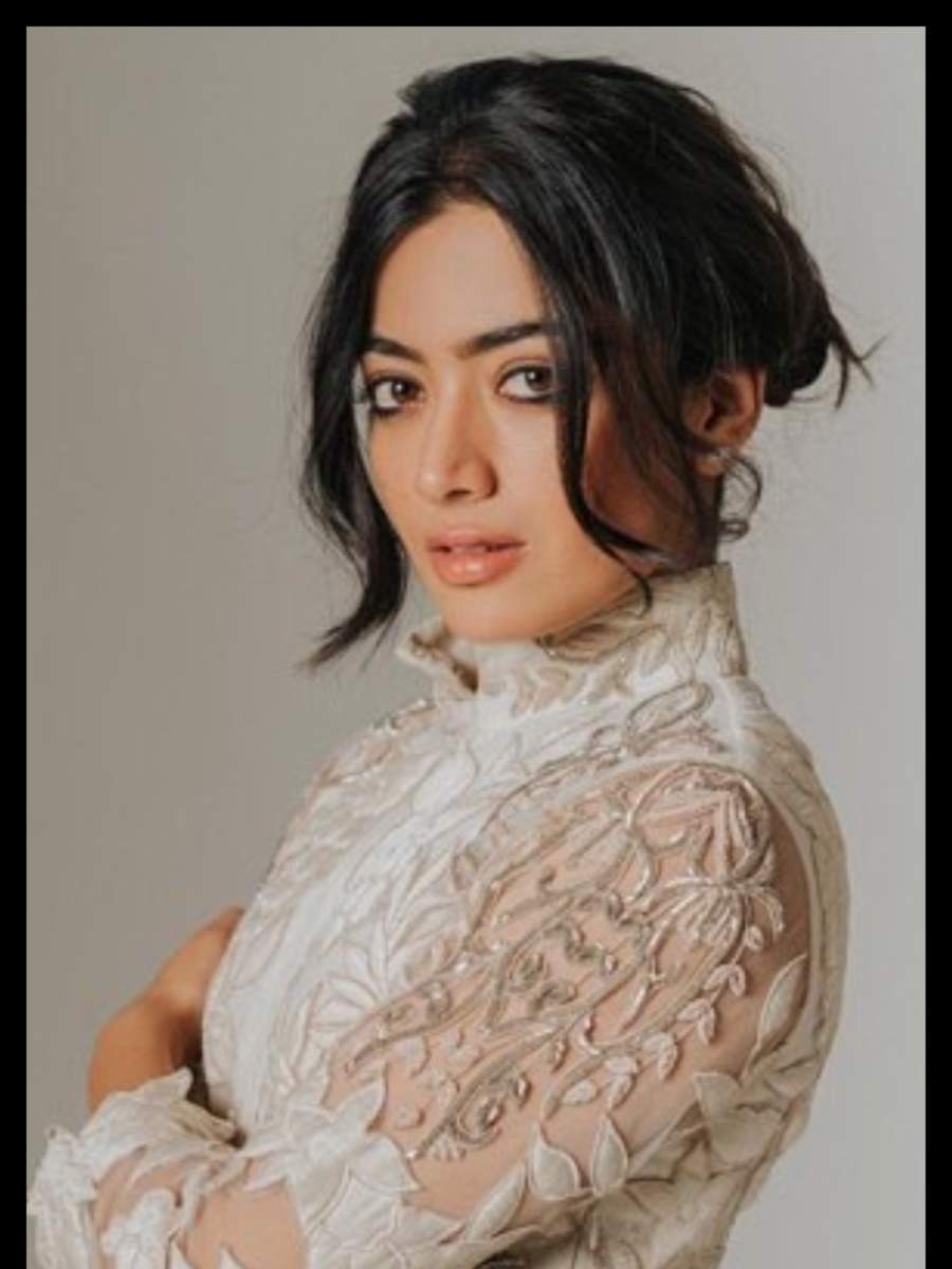 Rashmika Mandanna’s chic outfits that should be a part of your wardrobe