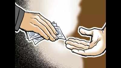 Palghar: Village sarpanch among three held for taking bribe