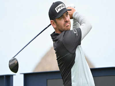 Oosthuizen makes early running as British Open returns