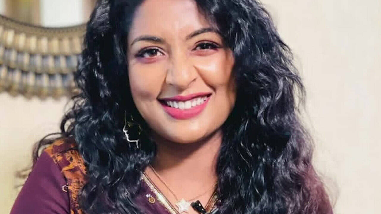 Watch: Navya Nair displays her singing skills | Malayalam Movie News -  Times of India
