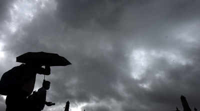 Weather mostly dry in north India, rains lash parts of several southern states