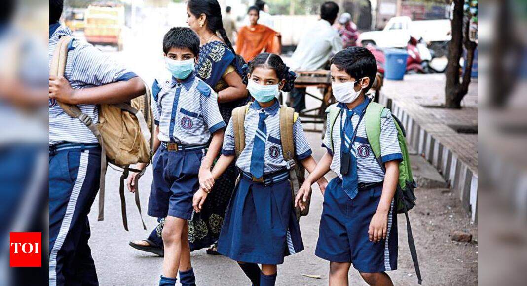4.2L students in Maha attend physical school