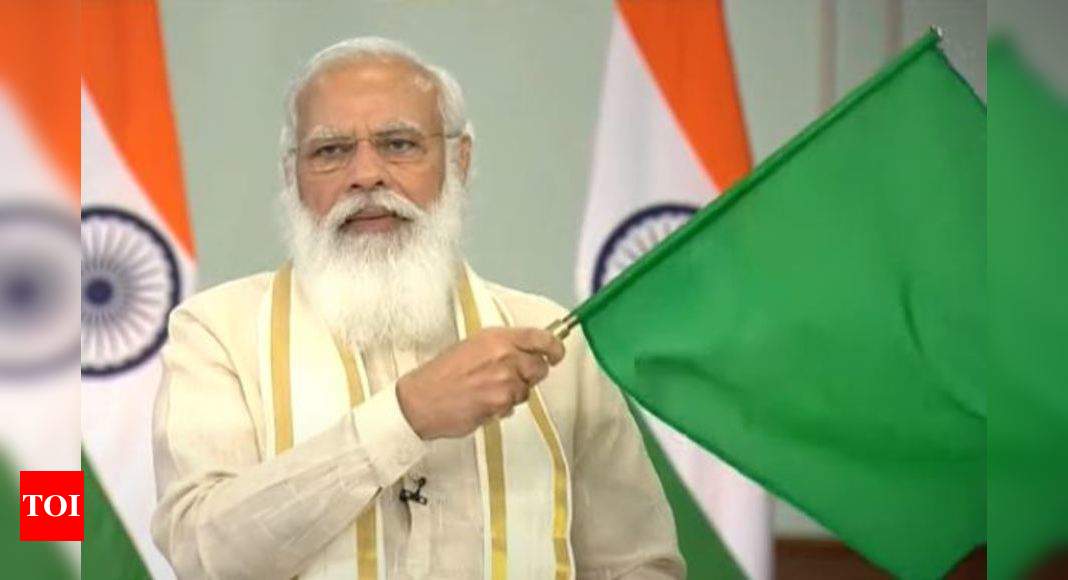 Live: PM to inaugurate several projects in Guj shortly