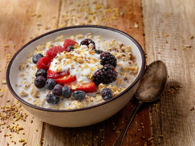 Top 10 healthy snacks to soothe your sweet tooth