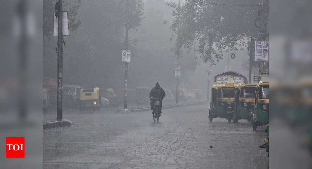 Heavy rainfall likely over several parts of India, including northern region, in 6-7 days: IMD | India News – Times of India