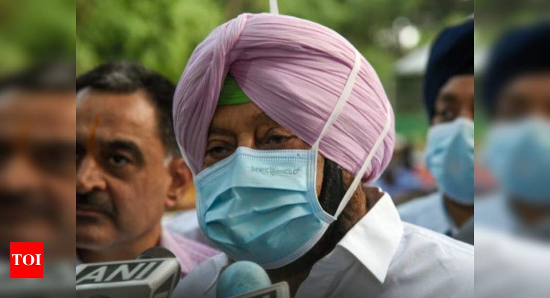 Miffed over Sidhu elevation buzz, Captain writes to Sonia