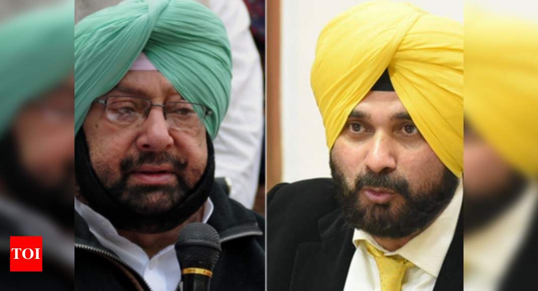 Captain Amarinder Singh accepts Sidhu as PCC chief, with caveat