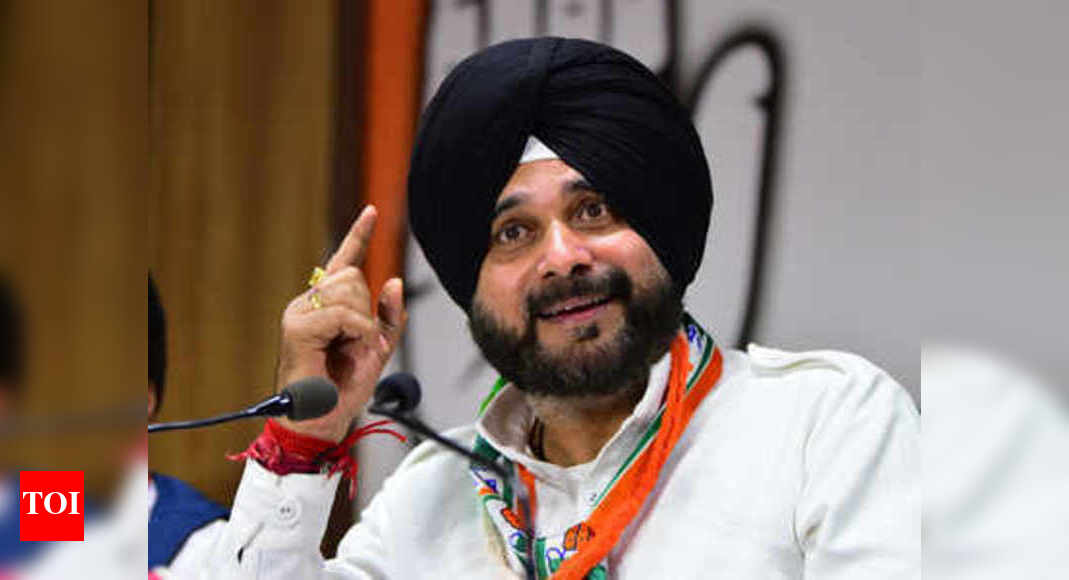 Punjab Congree crisis live updates: Navjot Singh Sidhu reaches residence of MLA Madanlal with six party MLAs - Vimarsana News