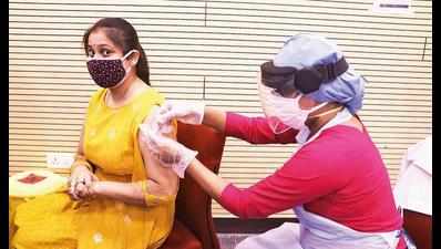 Uttar Pradesh first state in India to administer 4 crore vax shots