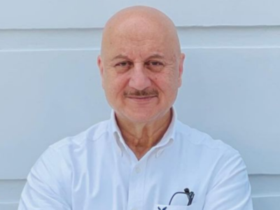 Anupam Kher announces 519th film while flying above the Atlantc