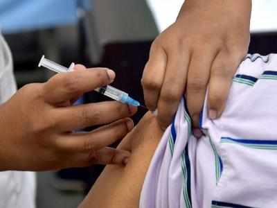 Over 41.99 crore Covid-19 vaccine doses so far provided to states/UTs: Centre