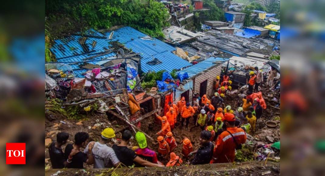 Rain fury kills 33 in Mumbai, cripples air, rail, road traffic