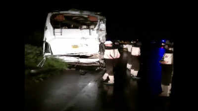 UP: 7 dead, 8 injured as two buses collide near Sambhal