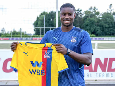 Crystal Palace complete signing of Marc Guehi from Chelsea