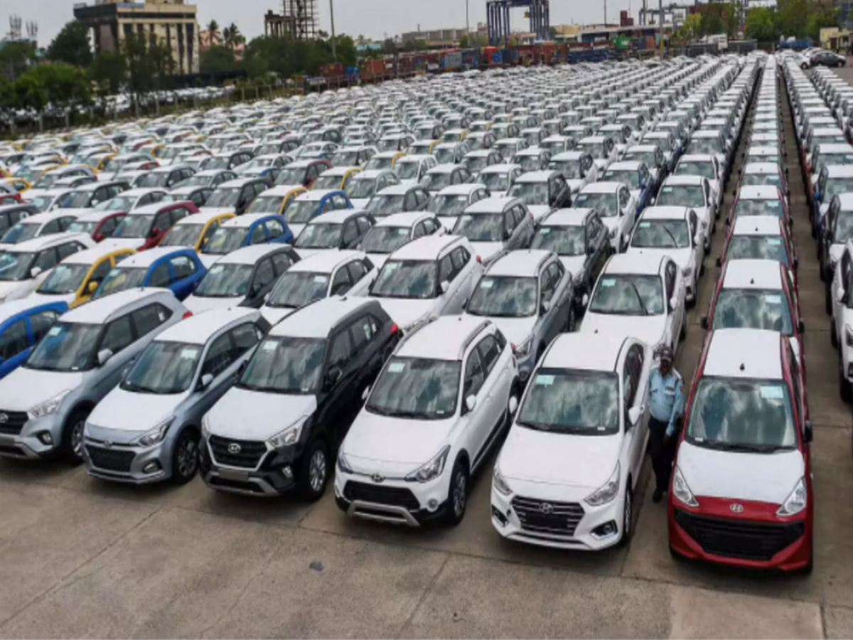 automobile exports recover in q1 amid improved pandemic situation globally - times of india