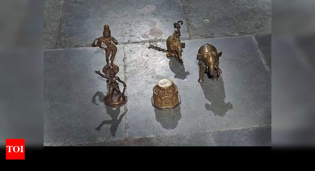 Sea’s bounty: 5 metal idols seen near Chennai's Besant Nagar