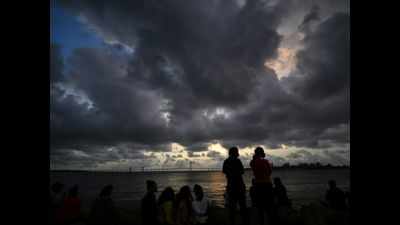 IMD issues yellow alert for Mumbai on Tuesday, predicts heavy to very heavy rains