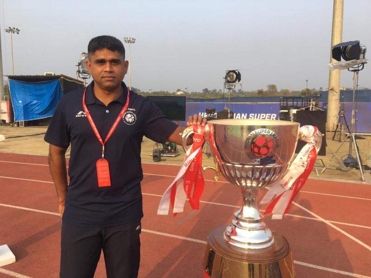 Tejas Nagvenka is India's best referee for 2020-21 | Goa News - Times of  India