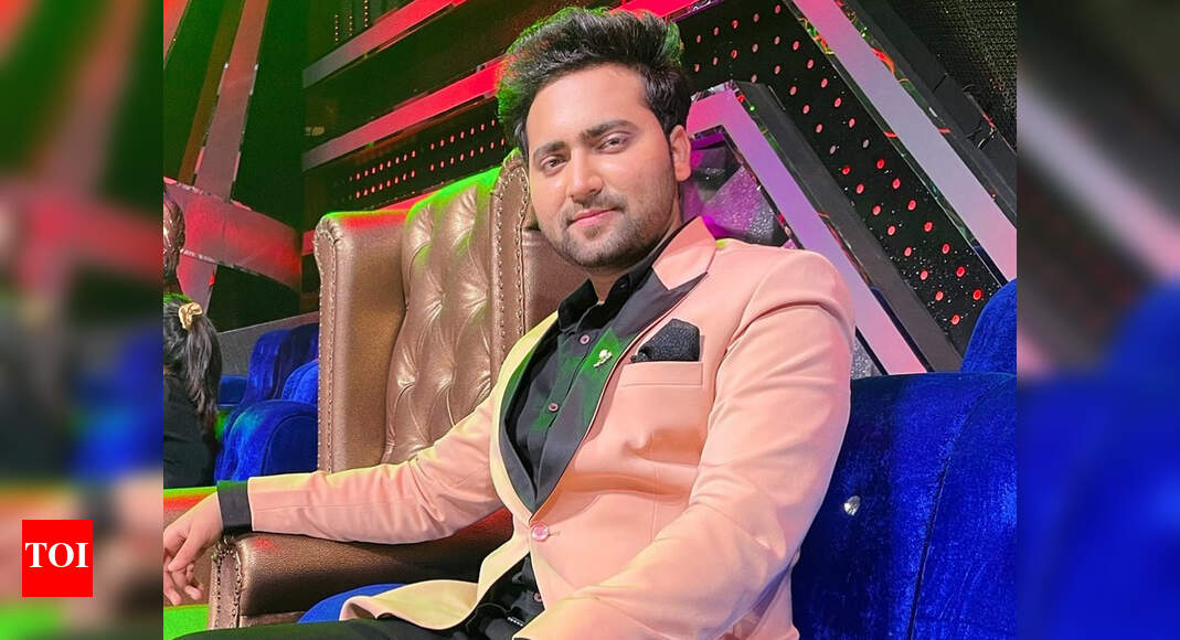 Indian Idol 12's Mohd Danish: People who troll singers don't have much knowledge about singing or music | - Times of India Indian Idol 12's Mohd Danish: People who troll singers don't have much knowledge about singing or music | - Times of India