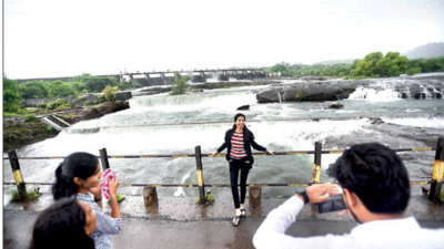 Pune: Khadakwasla releases water; total stock in dams over 50%