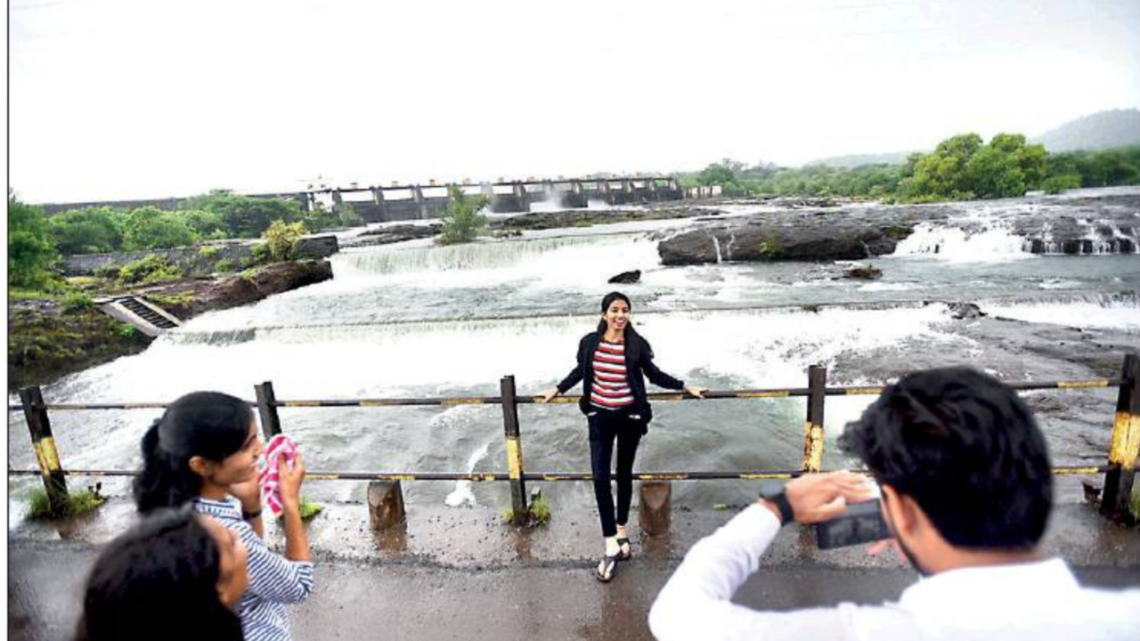 Khadakwasla Dam