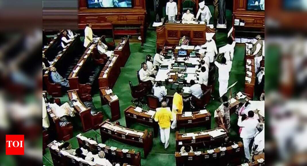 Andhra Pradesh Ysr Mps Hold Protests In Lok Sabha Rajya Sabha Over Special Category Status 6869