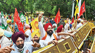Kisan Sansad at Jantar Mantar: Farm laws face censure