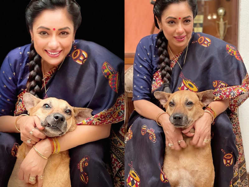 Anupamaa&#39;s Rupali Ganguly shares adorable photos with superstar &#39;Gabbar&#39; who &#39;hijacked&#39; her makeup room - Times of India