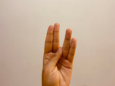 This yoga mudra detoxifies you within minutes