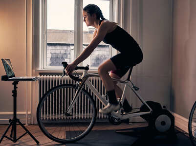 Common mistakes people make while cycling