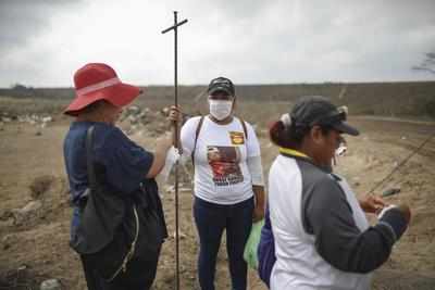 Volunteers hunting for Mexico's 'disappeared' become targets