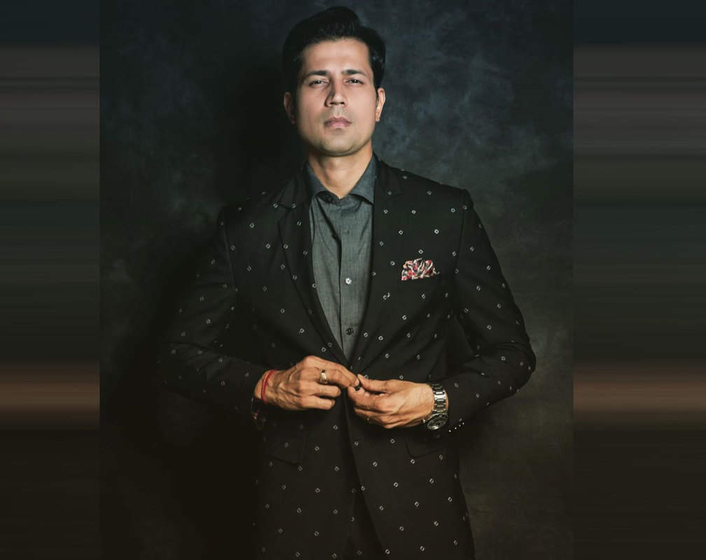 
Sumeet Vyas opens up about how acting in theatre helped him to become a better actor
