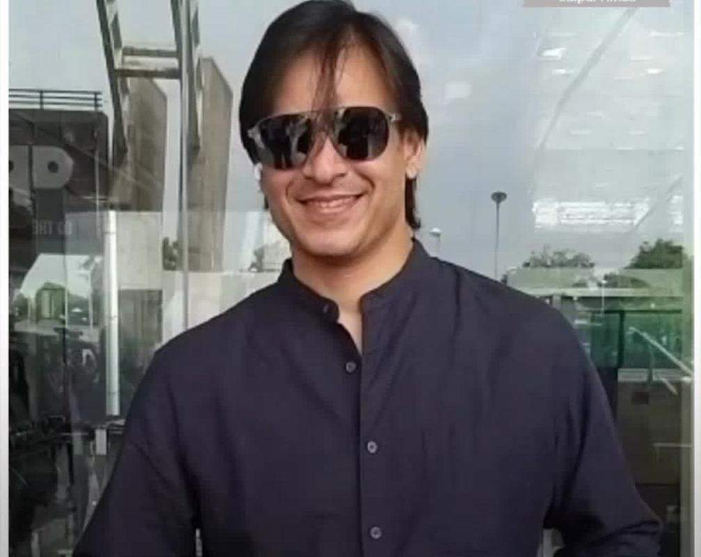 
Vivek Oberoi spotted at Jaipur airport
